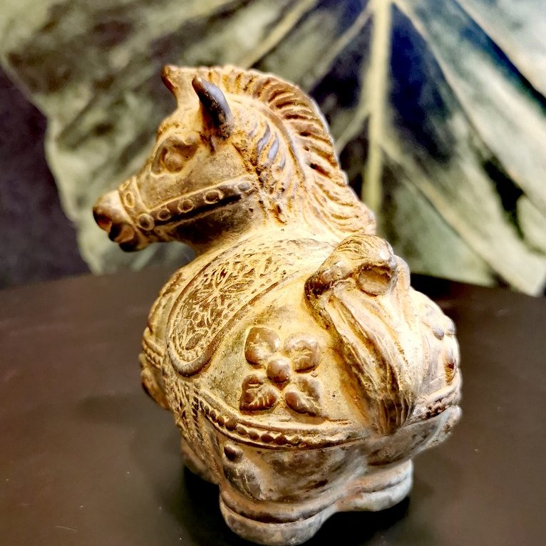 Petit cheval de Bronze, vue arrière © Terre de Nuances